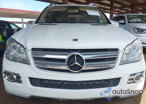 2009 Mercedes-Benz Gl 450 4Matic z USA, uszkodzony, nr VIN 4JGBF71E19A521984